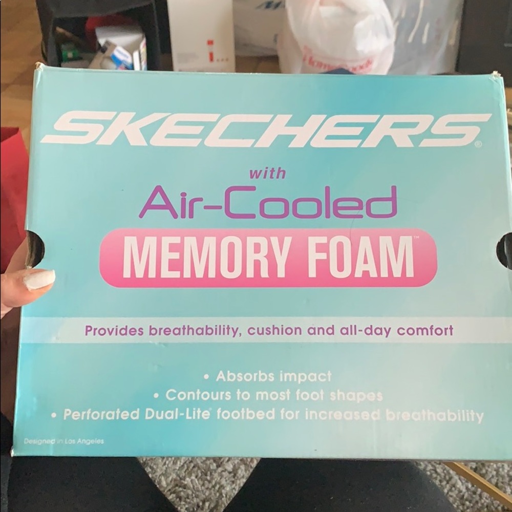 Sketchers Air Cooled with box.